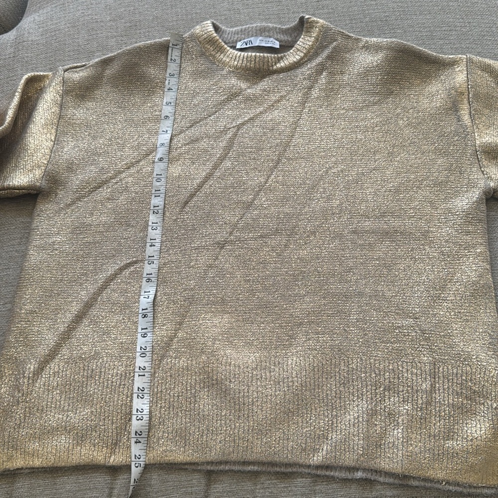 SOLD Zara foil knit gold metallic sweater size medium oversized - Picture 12 of 16